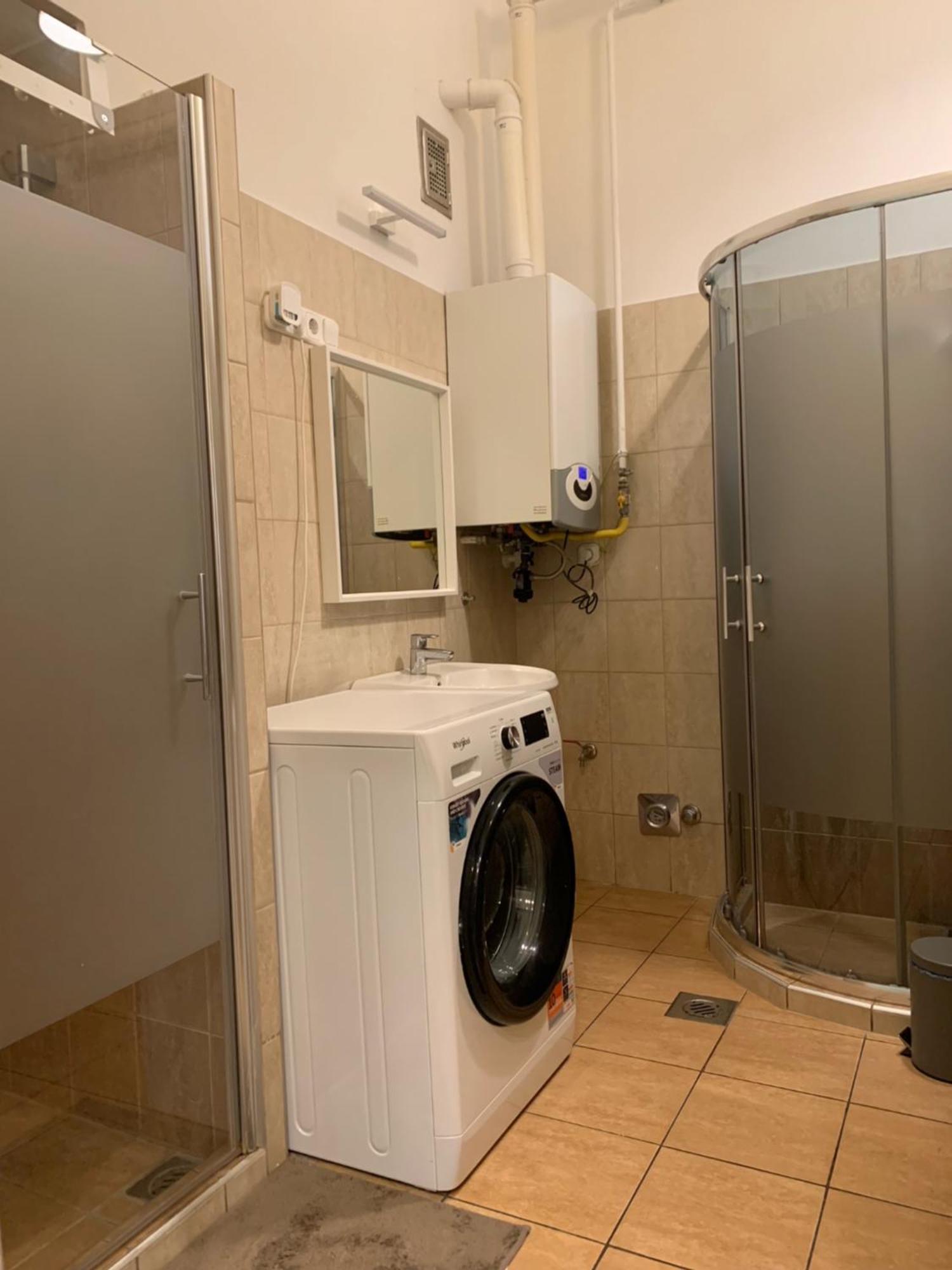 Rooms For Rent In Centre Budapest Bagian luar foto