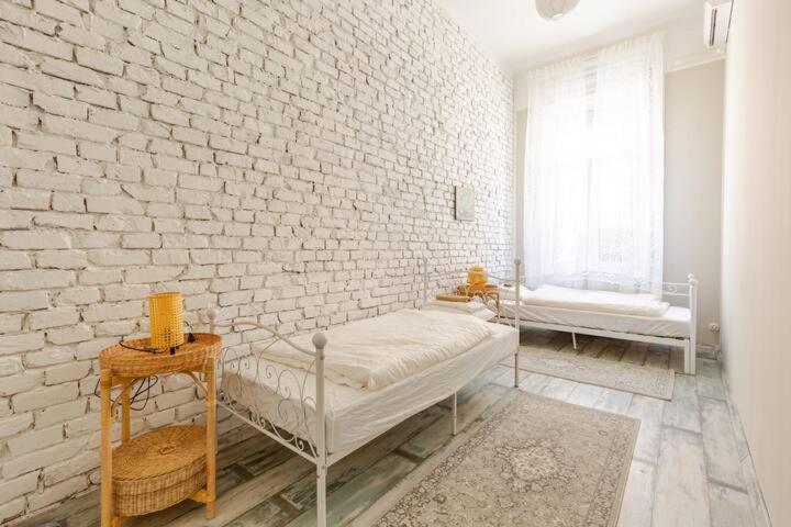 Rooms For Rent In Centre Budapest Bagian luar foto